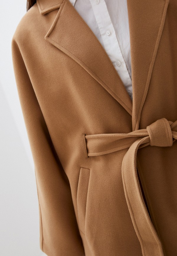 фото Полупальто a la tete