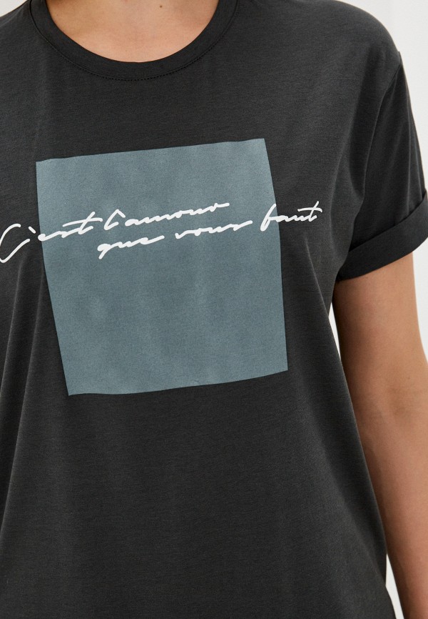 фото Футболка helmidge