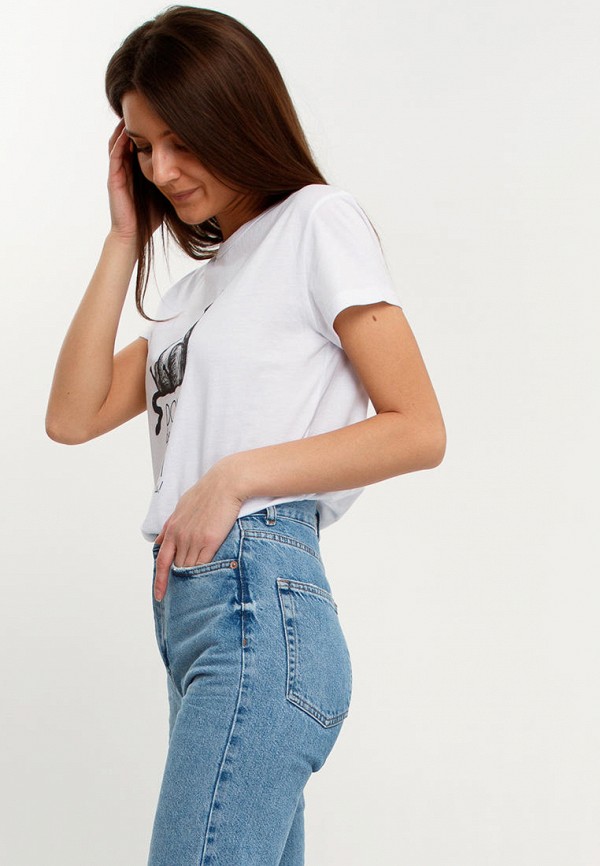 фото Футболка апрель