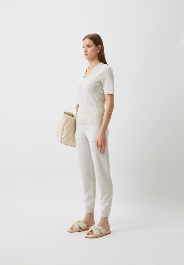фото Пуловер and the brand