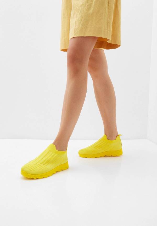 фото Кроссовки escan