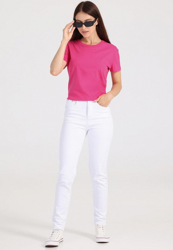 фото Футболка апрель