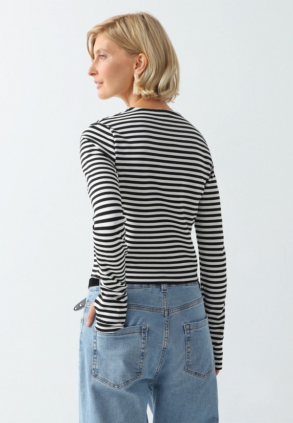 фото Лонгслив pais