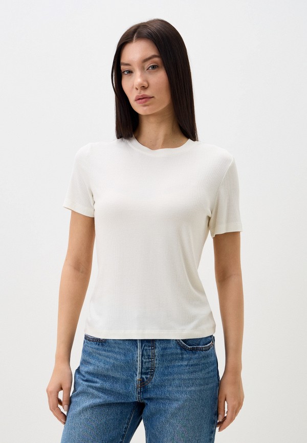 Футболка All We Need 3490₽