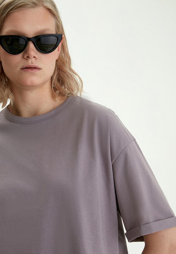 фото Футболка bstatement