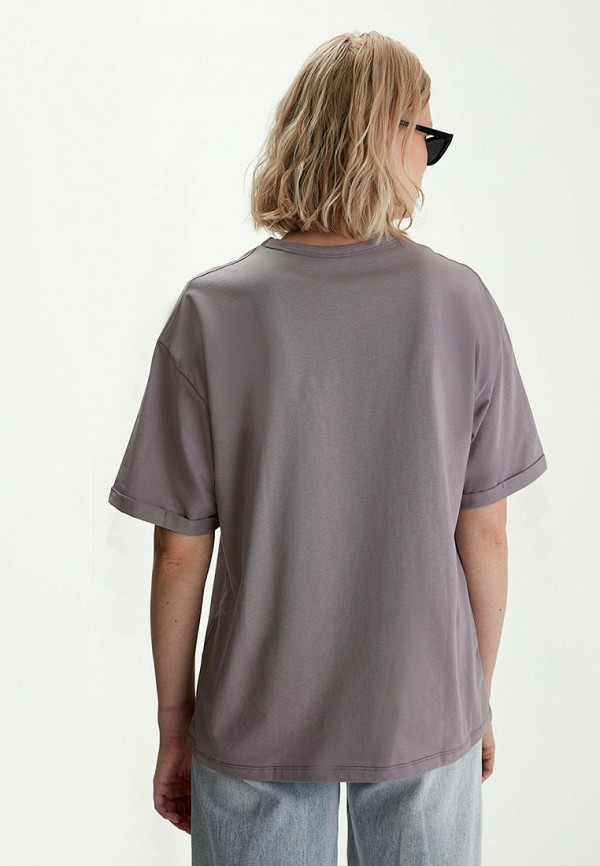 фото Футболка bstatement