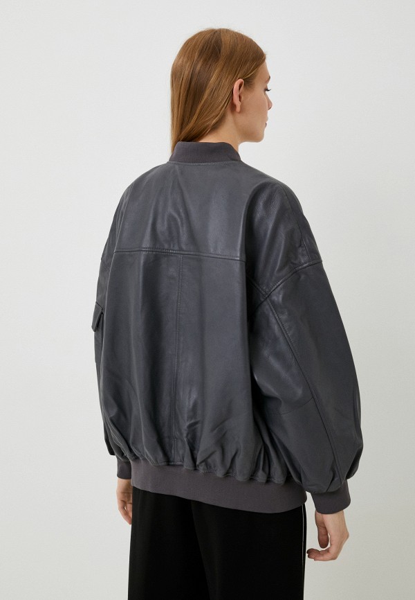 фото Куртка кожаная снежная королева