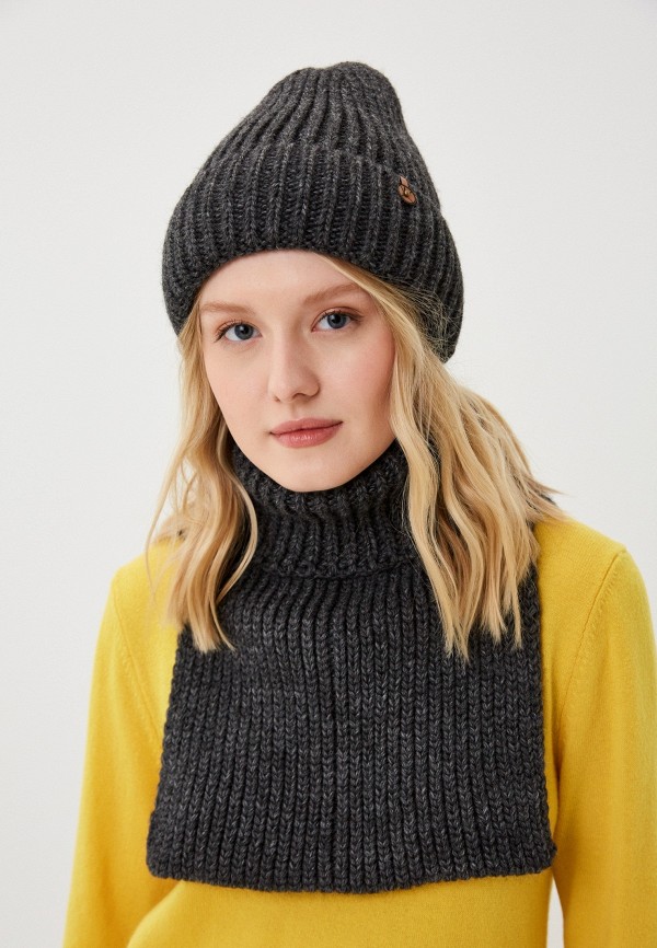 фото Шапка и манишка landre