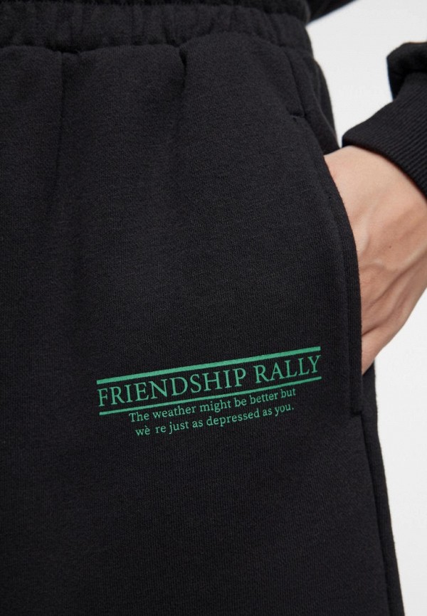 фото Шорты спортивные befree