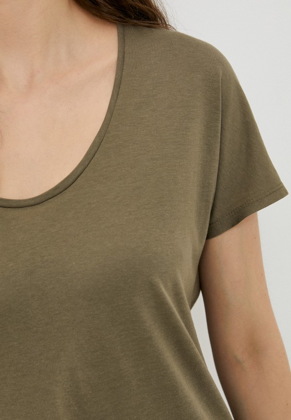 фото Футболка bstatement