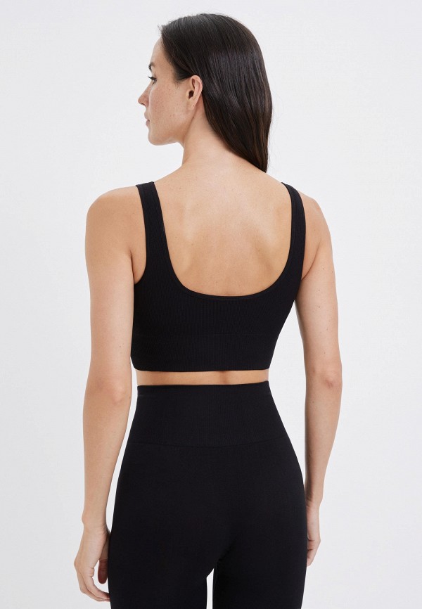 фото Топ спортивный zarina