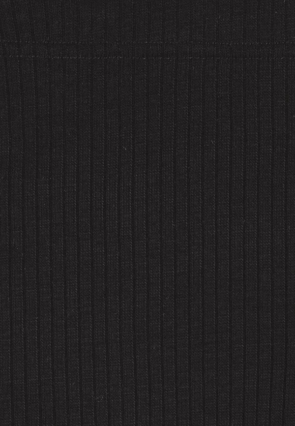 фото Шорты спортивные апрель