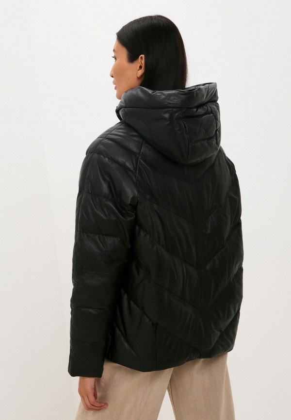 фото Куртка кожаная снежная королева