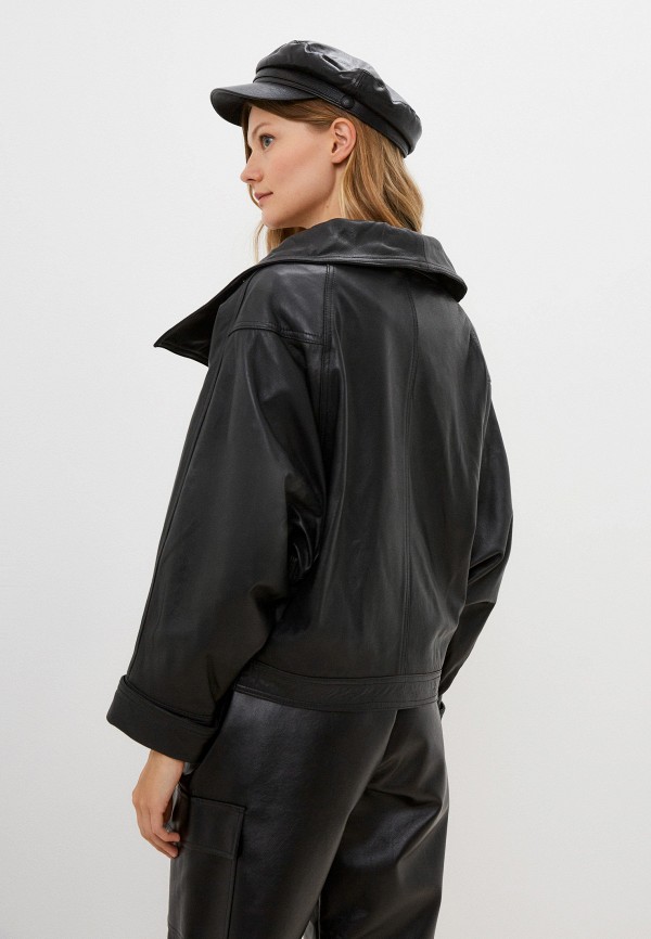 фото Куртка кожаная снежная королева