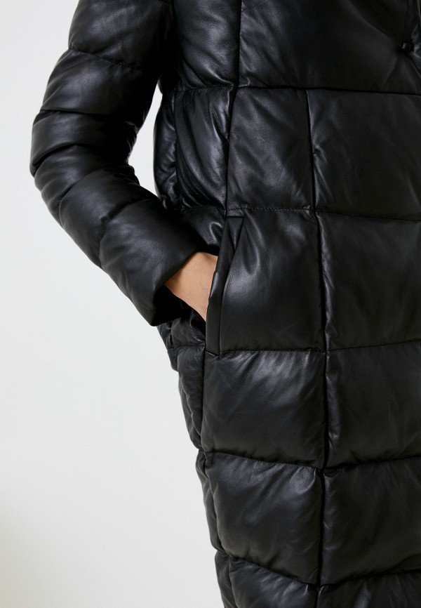 фото Куртка кожаная снежная королева