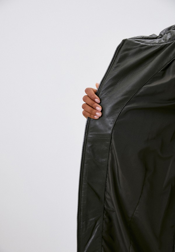 фото Куртка кожаная снежная королева