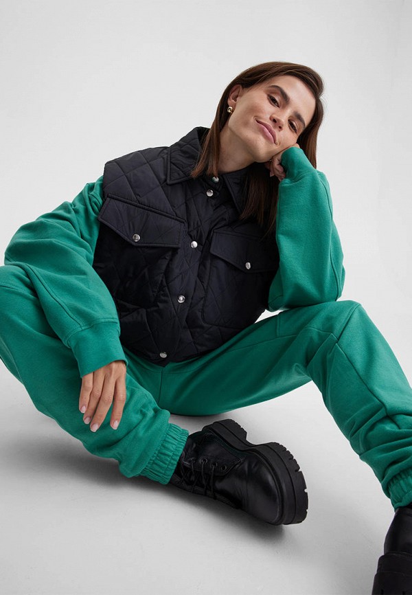 фото Жилет утепленный barmariska