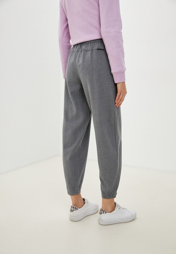 фото Брюки outventure