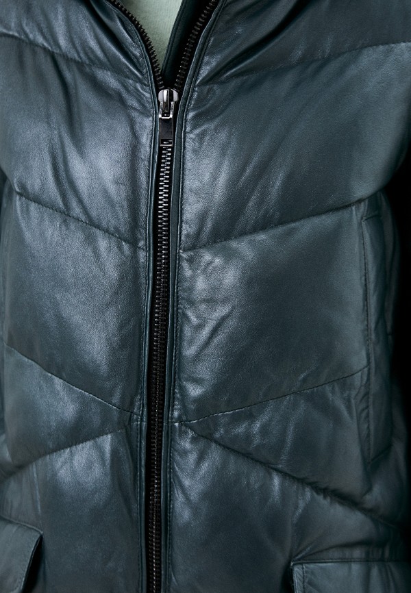 фото Куртка кожаная снежная королева