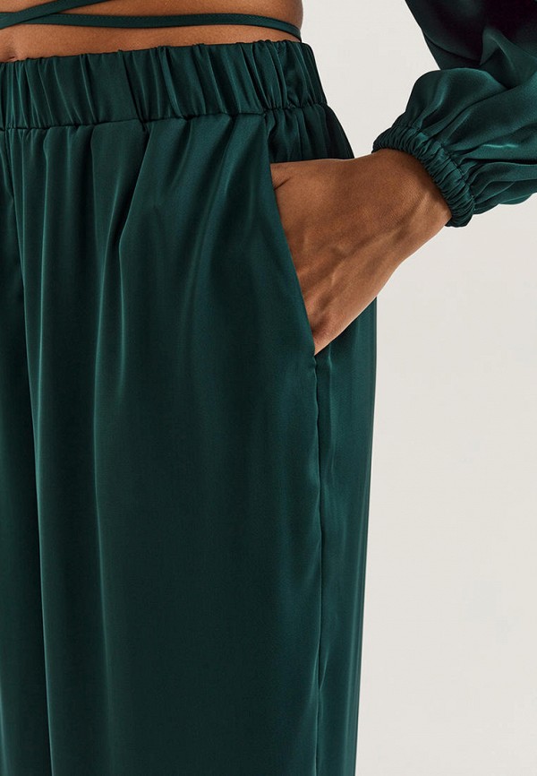 фото Брюки love republic