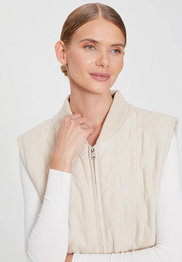 фото Жилет утепленный to be blossom