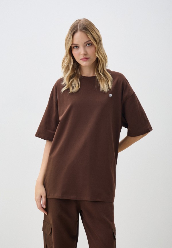 Футболка And Yet.