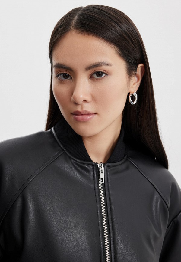 фото Куртка кожаная zarina