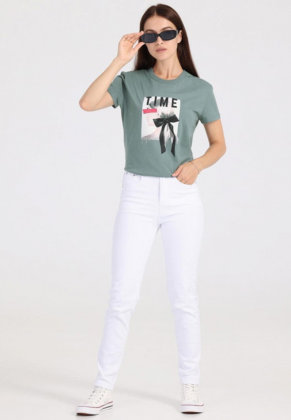 фото Футболка апрель