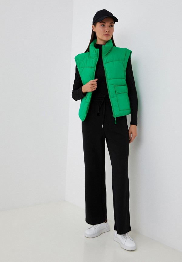 фото Жилет утепленный befree