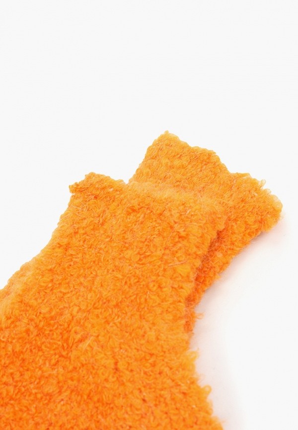 фото Шапка, манишка и варежки landre