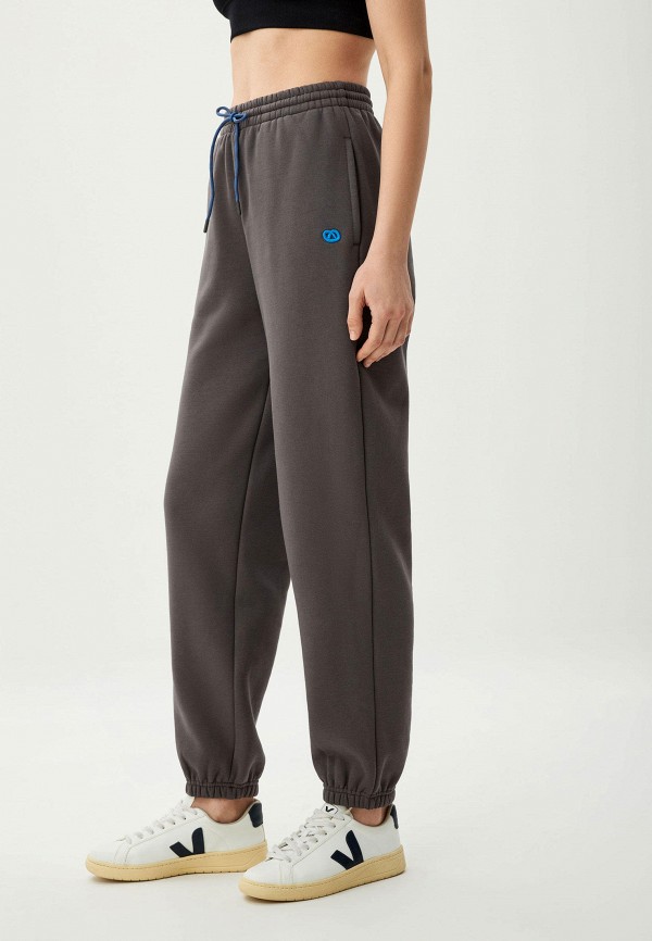 фото Брюки спортивные sela