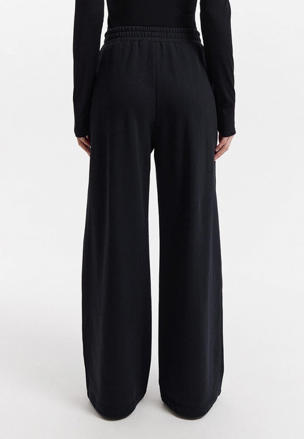 фото Брюки спортивные love republic