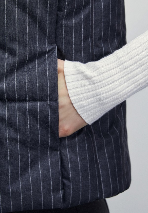 фото Жилет утепленный zarina