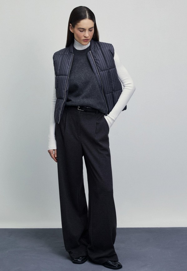 фото Жилет утепленный zarina