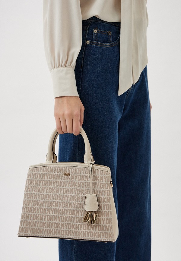 фото Сумка и брелок dkny