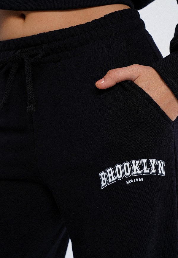 фото Брюки спортивные твое