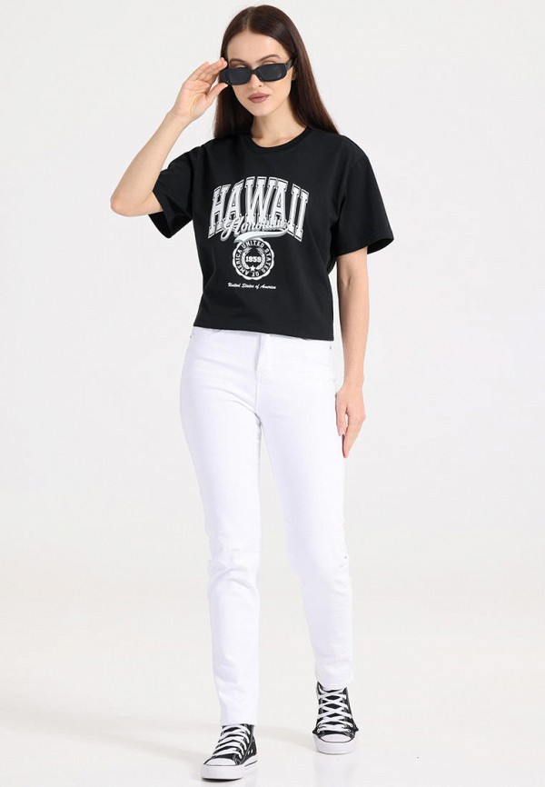 фото Футболка апрель