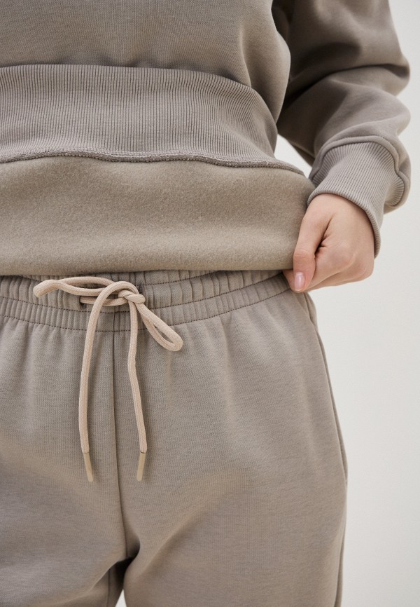 фото Костюм спортивный avese