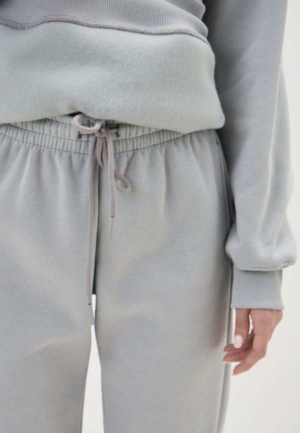 фото Костюм спортивный avese