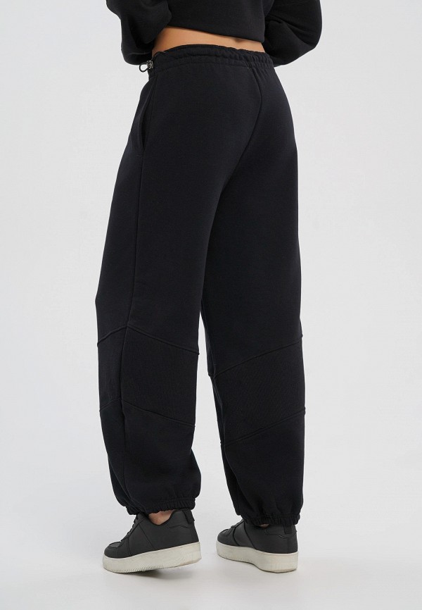 фото Брюки спортивные твое