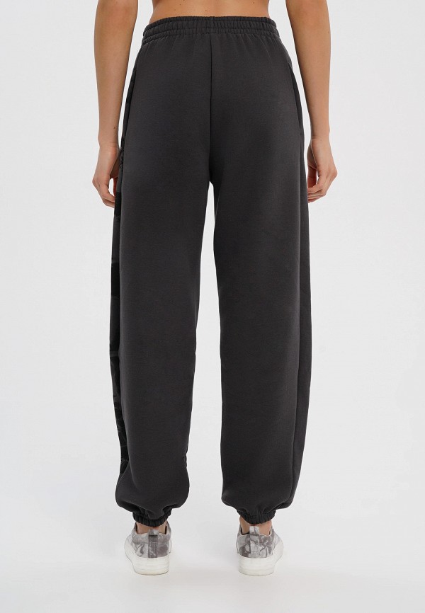 фото Брюки спортивные твое