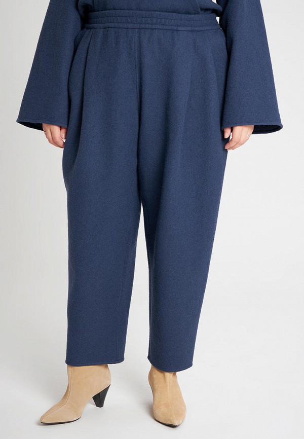 Брюки Lessismore 14990₽