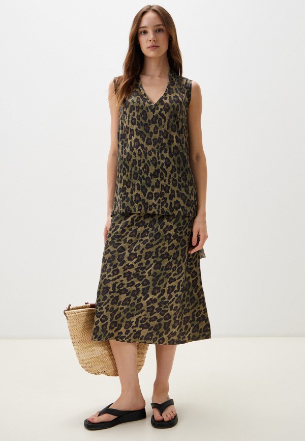 Костюм Voluminous