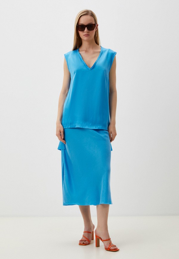 Костюм Voluminous