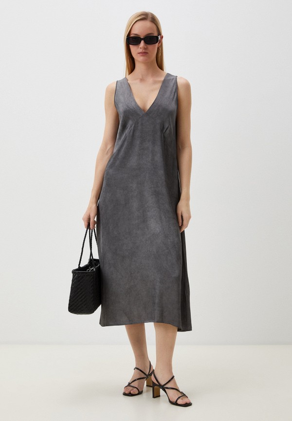 Платье Voluminous 14760₽