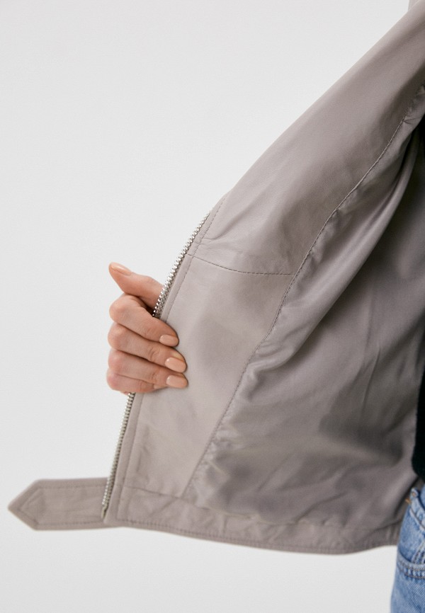 фото Куртка кожаная снежная королева