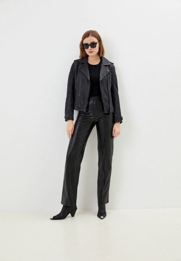 фото Куртка кожаная снежная королева