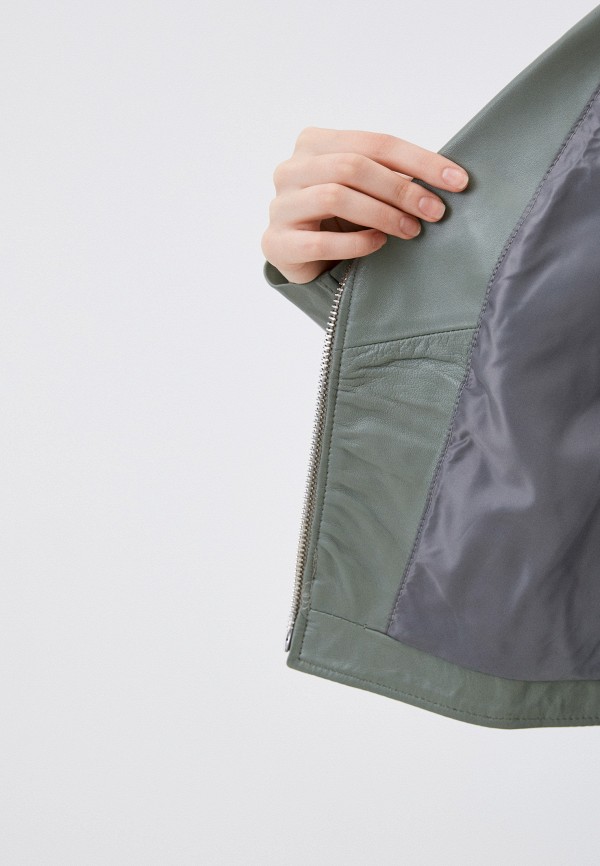 фото Куртка кожаная снежная королева