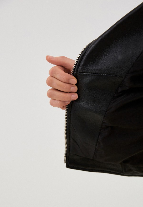 фото Куртка кожаная снежная королева