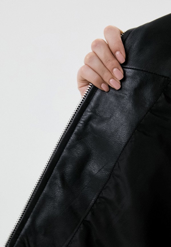 фото Куртка кожаная снежная королева